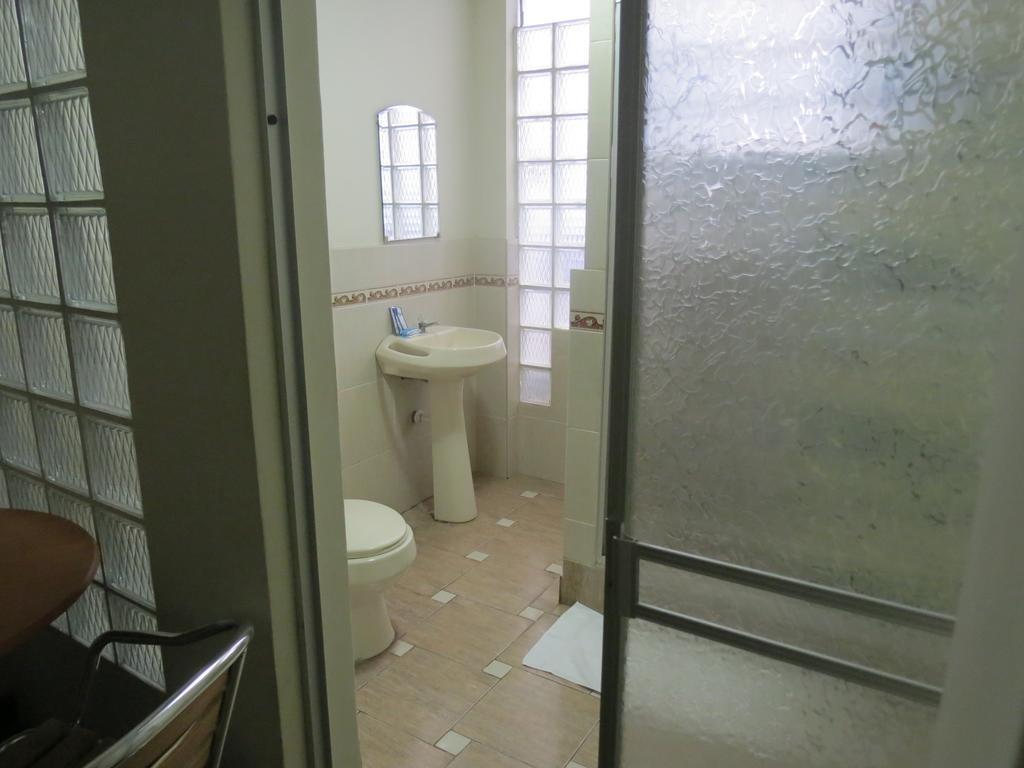 Residencial El Sol De Los Pinos Acomodação com café da manhã Trujillo Exterior foto