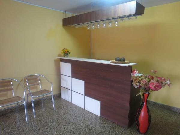 Residencial El Sol De Los Pinos Acomodação com café da manhã Trujillo Exterior foto