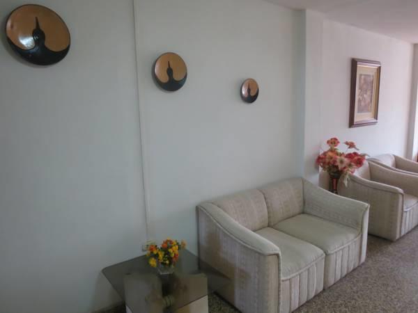 Residencial El Sol De Los Pinos Acomodação com café da manhã Trujillo Exterior foto