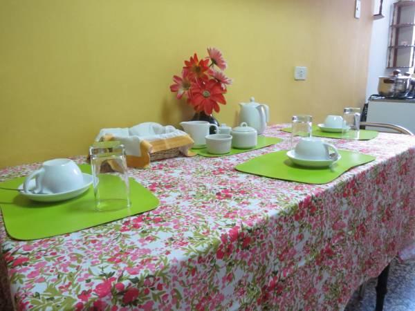 Residencial El Sol De Los Pinos Acomodação com café da manhã Trujillo Exterior foto