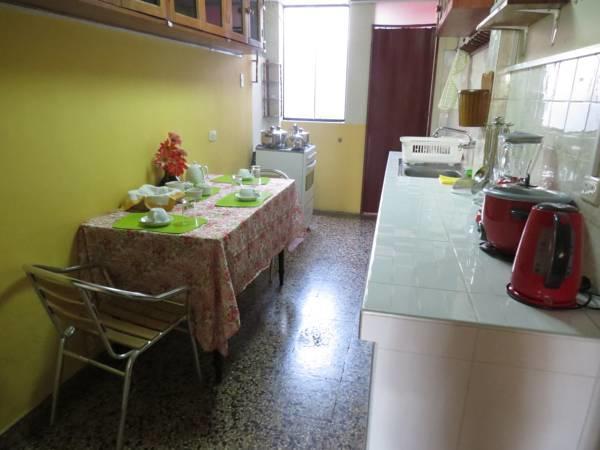 Residencial El Sol De Los Pinos Acomodação com café da manhã Trujillo Exterior foto