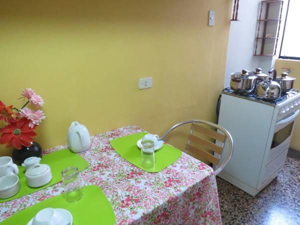 Residencial El Sol De Los Pinos Acomodação com café da manhã Trujillo Exterior foto